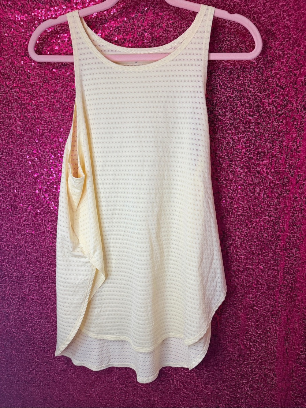 Sleeveless Textured Tank Top in Pale Yellow